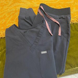 FIGS charcoal gray scrub set